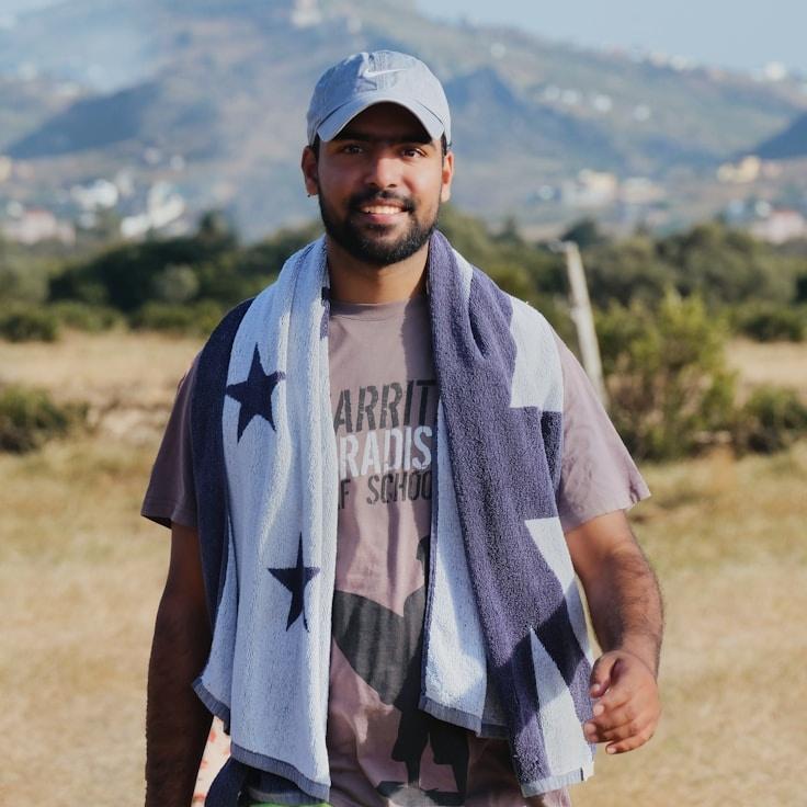 Portrait of Mateo Calderón, community mentor and Italian cuisine specialist